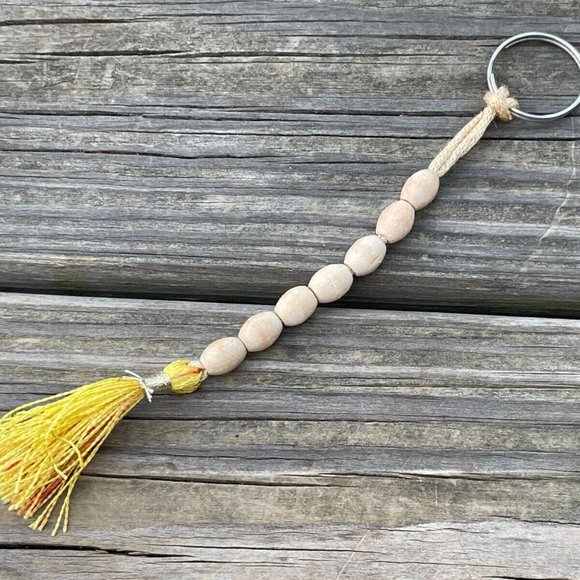 Key chain Real Wood Beads Keys Holder Keyrings Handmade Key chains - Picture 5 of 8